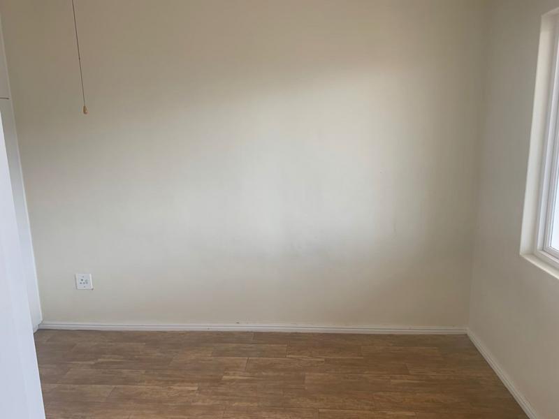 To Let 1 Bedroom Property for Rent in Fish Hoek Western Cape